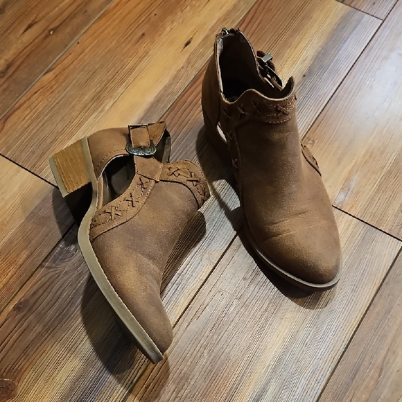 Not Rated Brown Ankle Boots - Picture 1 of 9